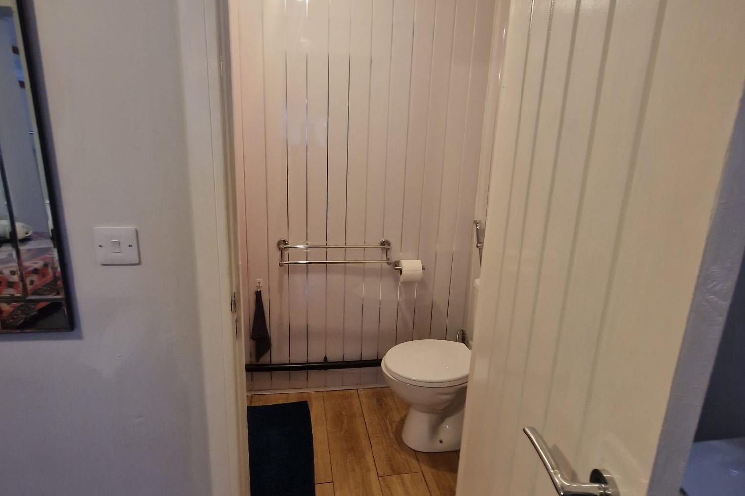 Apartment Lickey Hills Near Attractions Garden Petok